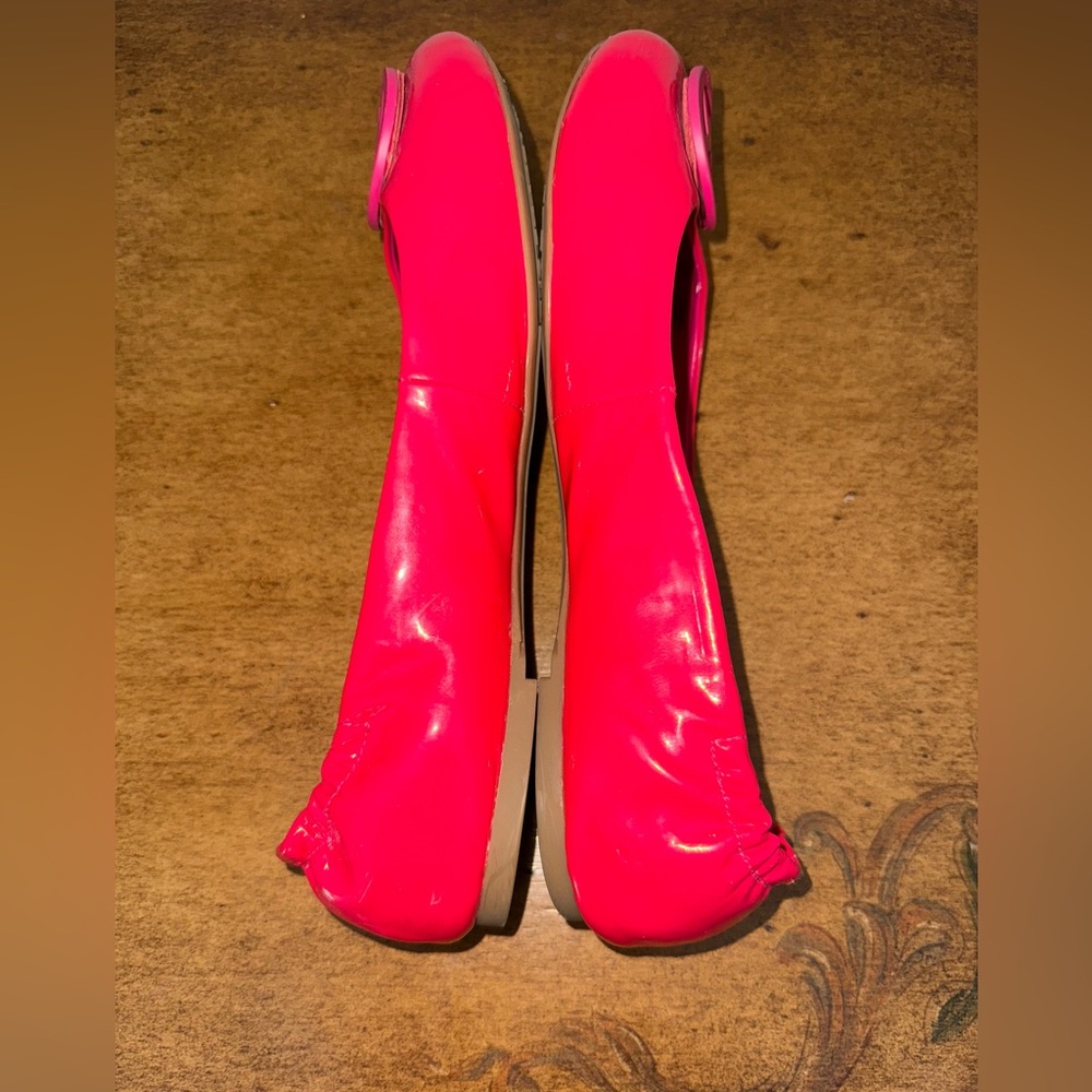 Michael Kors Patent Leather Ballet
Flats hot pink 9.5 - Picture 5 of 7